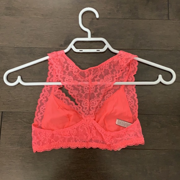 Victoria’s Secret lace coral bralette - Picture 2 of 4
